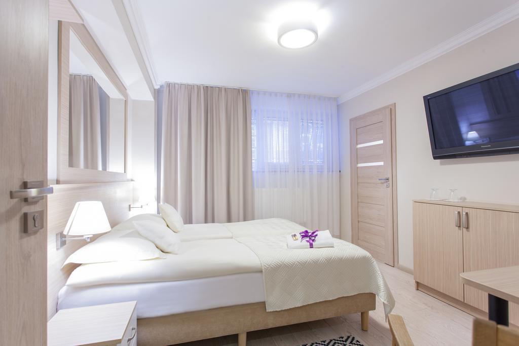 Villa Anna Gdansk - Noclegi Rooms - Free Parking Exterior foto