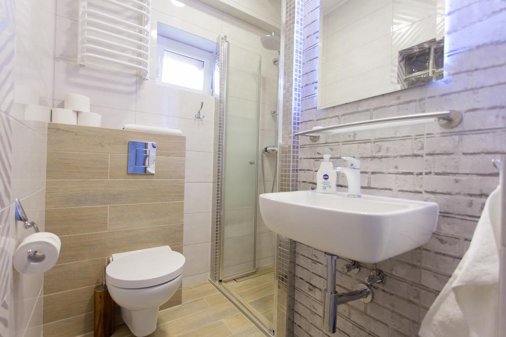 Villa Anna Gdansk - Noclegi Rooms - Free Parking Exterior foto