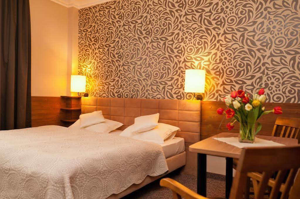 Villa Anna Gdansk - Noclegi Rooms - Free Parking Exterior foto